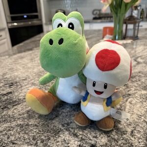 2010 And 2013 Nintendo‎ Super Mario Mushroom Toad And Yoshi Plush